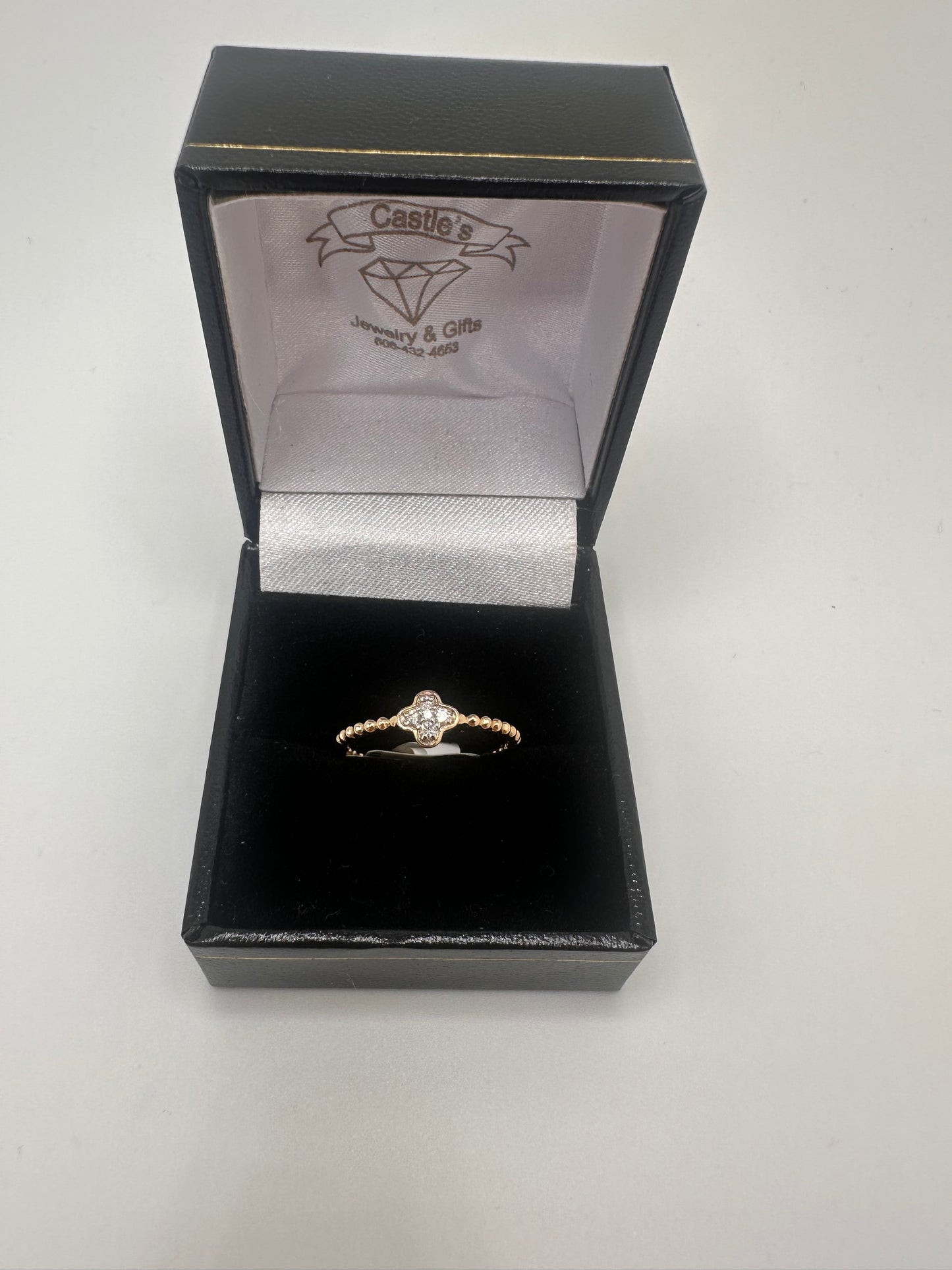 Clover Fashion Ring 1/10 CTW