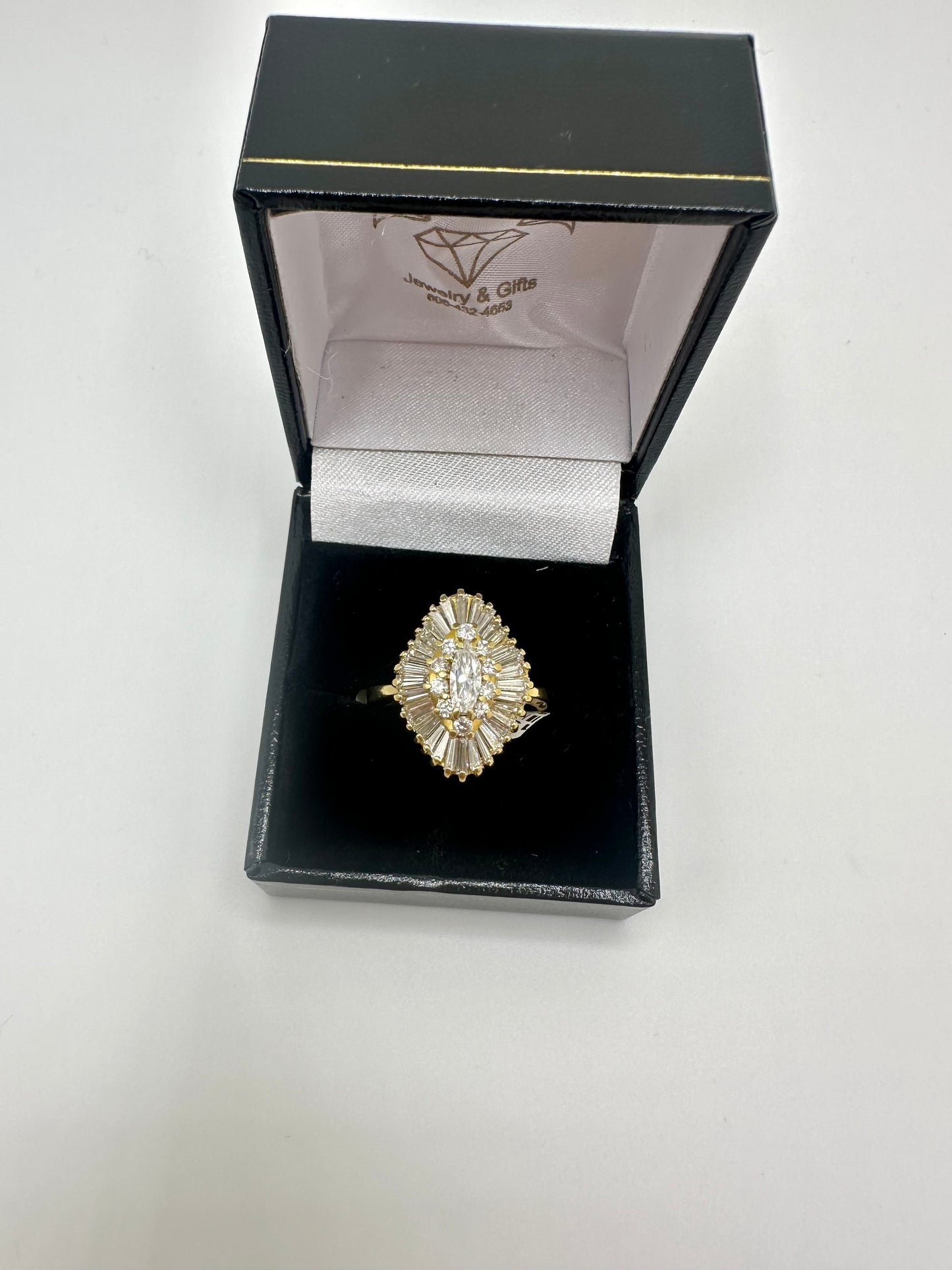 18k Yellow Gold Ring 3 CTW